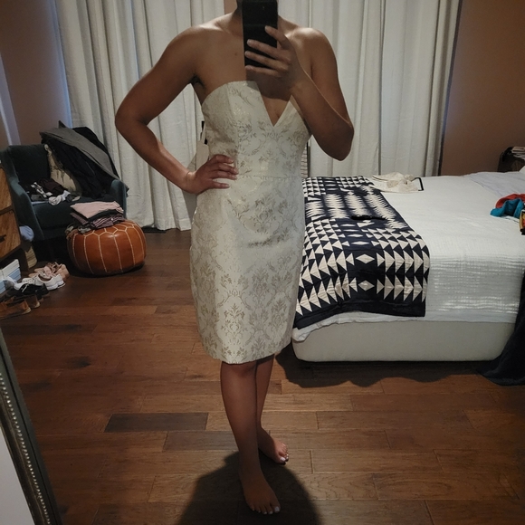 Sachin & Babi Vienna Notched V-Neck Bow-Back Jacquard Midi Dress - Picture 6 of 11